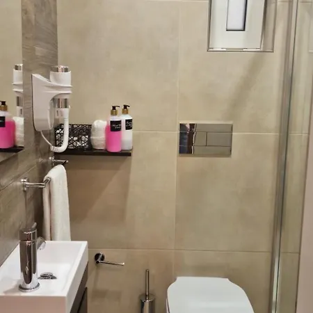 Seafront O'clock Malta Bed and breakfast Sliema