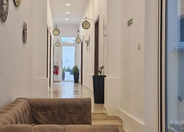 Seafront O'clock Malta *