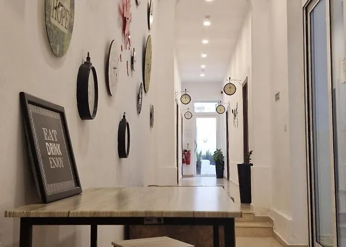 Seafront O'clock Malta * Sliema