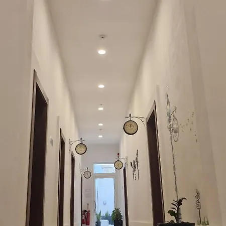 ベッド・アンド・ブレックファスト Seafront O'clock Malta