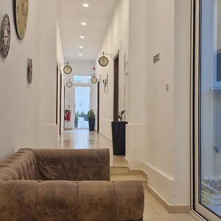 Seafront O'clock Malta *